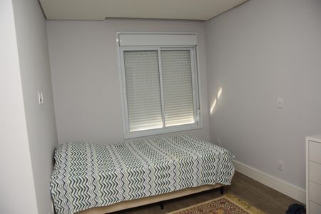 Casa de condomínio para alugar com 322m², 4 quartos e 4 vagas Casa de condomínio para alugar com 322m², 4 quartos e 4 vagas quarto de visitas