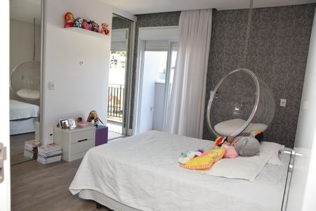 Casa de condomínio para alugar com 322m², 4 quartos e 4 vagas Casa de condomínio para alugar com 322m², 4 quartos e 4 vagasSuíte 2