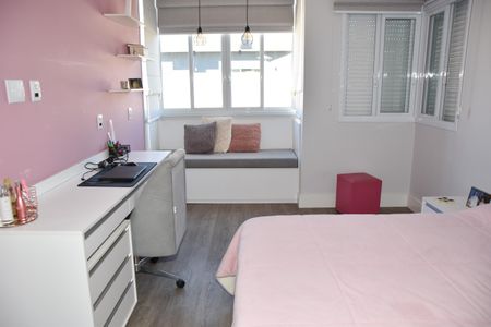 Casa de condomínio para alugar com 322m², 4 quartos e 4 vagas Casa de condomínio para alugar com 322m², 4 quartos e 4 vagasSuite 3