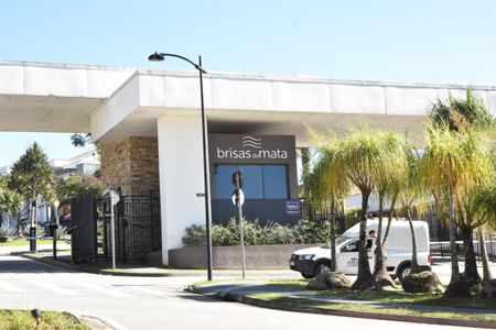 Casa de condomínio para alugar com 322m², 4 quartos e 4 vagas Casa de condomínio para alugar com 322m², 4 quartos e 4 vagasPortaria