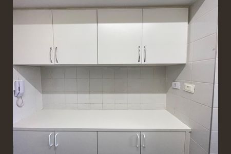 Apartamento para alugar com 65m², 2 quartos e 2 vagas Apartamento para alugar com 65m², 2 quartos e 2 vagasCozinha