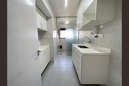 Apartamento para alugar com 65m², 2 quartos e 2 vagas Apartamento para alugar com 65m², 2 quartos e 2 vagasCozinha