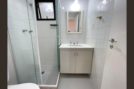 Apartamento para alugar com 65m², 2 quartos e 2 vagas Apartamento para alugar com 65m², 2 quartos e 2 vagasBanheiro 2