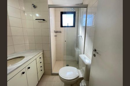 Apartamento para alugar com 65m², 2 quartos e 2 vagas Apartamento para alugar com 65m², 2 quartos e 2 vagasBanheiro 1