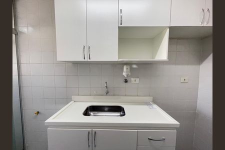 Cozinha de apartamento para alugar com 2 quartos, 65m² em Butantã, São Paulo