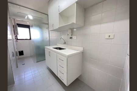 Apartamento para alugar com 65m², 2 quartos e 2 vagas Apartamento para alugar com 65m², 2 quartos e 2 vagasCozinha
