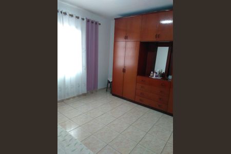 Casa à venda com 148m², 2 quartos e 2 vagas Casa à venda com 148m², 2 quartos e 2 vagasQuarto
