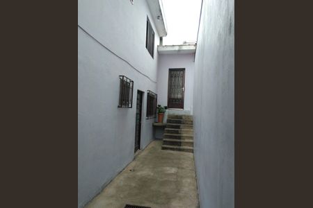 Área externa de casa à venda com 2 quartos, 148m² em Jardim Monte Alegre, São Paulo