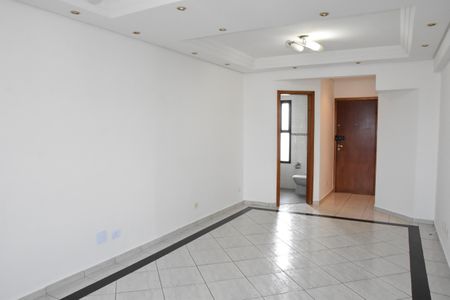 Sala com vista para o lavabo de apartamento à venda com 3 quartos, 135m² em Anhangabaú, Jundiaí