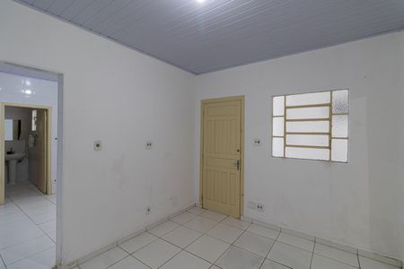 Casa para alugar com 76m², 1 quarto e sem vaga Casa para alugar com 76m², 1 quarto e sem vagaSala