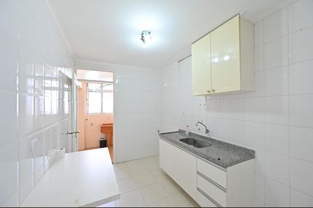 Cozinha de apartamento à venda com 2 quartos, 75m² em Indianópolis, São Paulo
