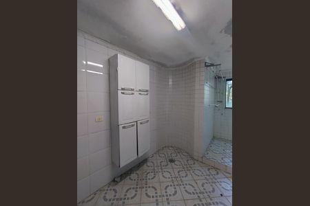 Casa de condomínio à venda com 350m², 3 quartos e 2 vagas Casa de condomínio à venda com 350m², 3 quartos e 2 vagasÁrea de Serviço