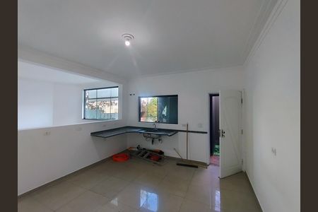 Casa de condomínio à venda com 350m², 3 quartos e 2 vagas Casa de condomínio à venda com 350m², 3 quartos e 2 vagasCozinha