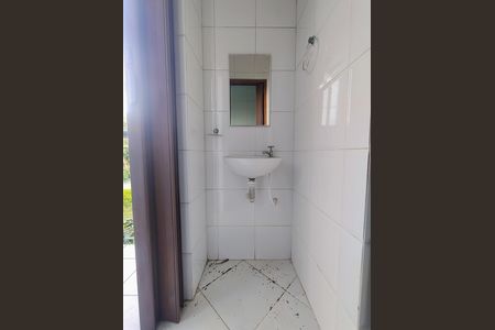 Casa de condomínio à venda com 350m², 3 quartos e 2 vagas Casa de condomínio à venda com 350m², 3 quartos e 2 vagasBanheiro de serviço