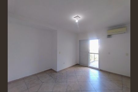 Casa de condomínio à venda com 350m², 3 quartos e 2 vagas Casa de condomínio à venda com 350m², 3 quartos e 2 vagasQuarto 2