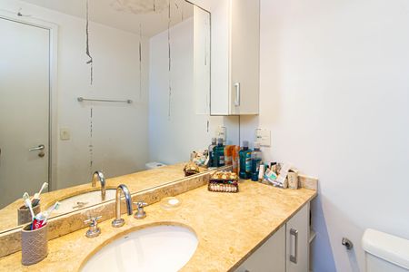 Apartamento à venda com 66m², 2 quartos e 1 vaga Apartamento à venda com 66m², 2 quartos e 1 vagaBanheiro da Suíte