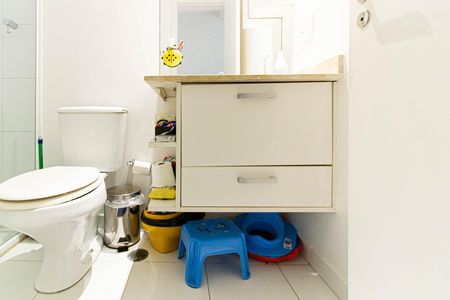 Apartamento à venda com 66m², 2 quartos e 1 vaga Apartamento à venda com 66m², 2 quartos e 1 vagaBanheiro