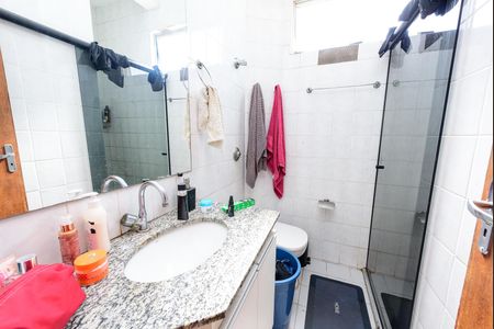 Apartamento à venda com 43m², 2 quartos e 1 vaga Apartamento à venda com 43m², 2 quartos e 1 vagaBanheiro