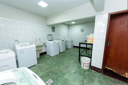 Apartamento à venda com 43m², 2 quartos e 1 vaga Apartamento à venda com 43m², 2 quartos e 1 vagaLavanderia