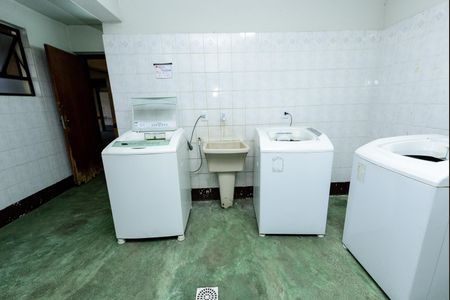 Apartamento à venda com 43m², 2 quartos e 1 vaga Apartamento à venda com 43m², 2 quartos e 1 vagaLavanderia