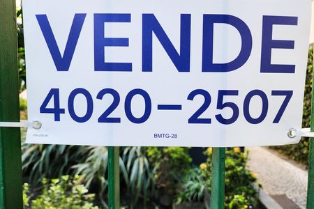 Apartamento à venda com 78m², 2 quartos e 1 vaga Apartamento à venda com 78m², 2 quartos e 1 vagaPlaca BMTG-28