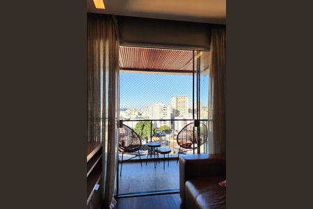 Apartamento à venda com 78m², 2 quartos e 1 vaga Apartamento à venda com 78m², 2 quartos e 1 vagaVaranda