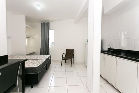 Casa de condomínio para alugar com 30m², 1 quarto e sem vaga Casa de condomínio para alugar com 30m², 1 quarto e sem vagaStudio