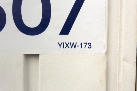 placa YIXW-173 de casa de condomínio para alugar com 1 quarto, 30m² em Belenzinho, São Paulo