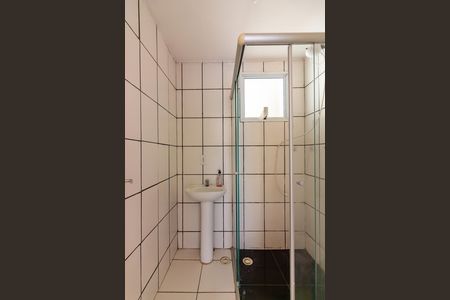 Banheiro  de apartamento para alugar com 2 quartos, 52m² em São Pedro, Osasco