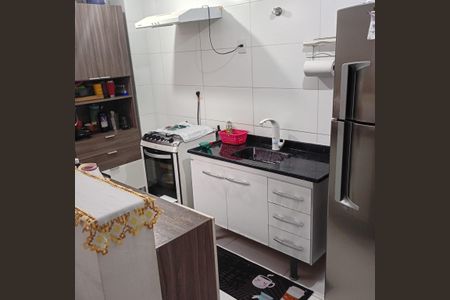 Cozinha de apartamento para alugar com 2 quartos, 62m² em Vila Bocaina, Mauá