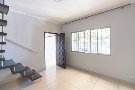 Casa para alugar com 3 quartos, 60m² em Jardim das Flores, Osasco