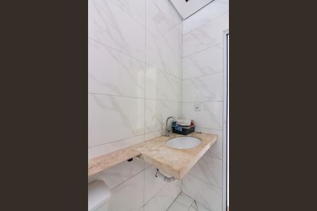 Banheiro de casa para alugar com 3 quartos, 60m² em Jardim das Flores, Osasco