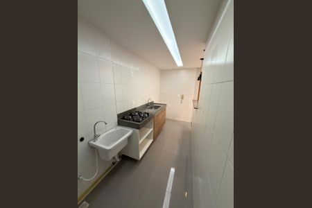 Cozinha de apartamento à venda com 2 quartos, 55m² em Taquara, Rio de Janeiro