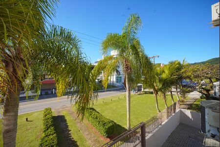 Vista do Quarto 2 de apartamento para alugar com 2 quartos, 76m² em Jurerê, Florianópolis
