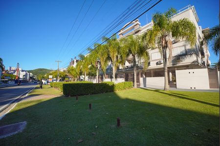 Apartamento para alugar com 76m², 2 quartos e 1 vagaFachada