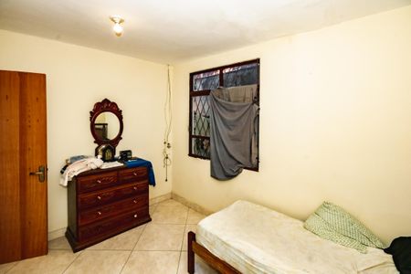 Casa à venda com 240m², 4 quartos e 2 vagasQuarto 3