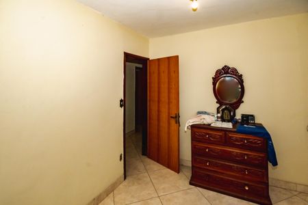 Casa à venda com 240m², 4 quartos e 2 vagasQuarto 3