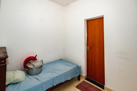 Casa à venda com 240m², 4 quartos e 2 vagasSuíte