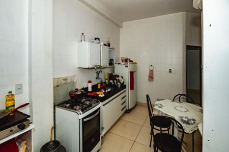 Casa à venda com 240m², 4 quartos e 2 vagasCozinha