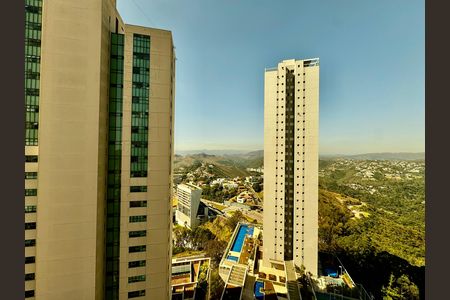 Apartamento para alugar com 32m², 1 quarto e 1 vaga