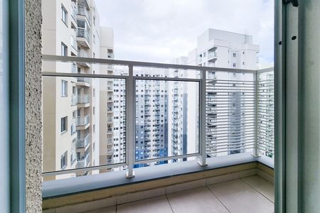 Varanda  de apartamento para alugar com 2 quartos, 42m² em Santo Cristo, Rio de Janeiro