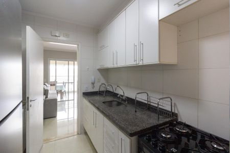 Apartamento à venda com 92m², 3 quartos e 2 vagasCozinha