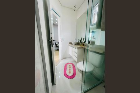 Apartamento à venda com 110m², 2 quartos e 1 vaga Apartamento à venda com 110m², 2 quartos e 1 vagaBanheiro