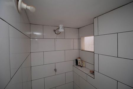 Casa à venda com 350m², 2 quartos e 3 vagas Casa à venda com 350m², 2 quartos e 3 vagasBanheiro