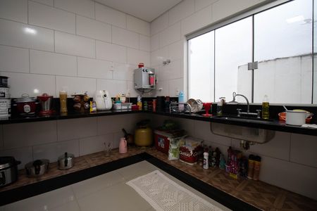 Cozinha de casa à venda com 2 quartos, 350m² em 0, Brasília