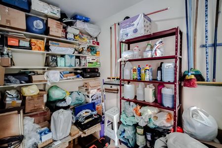 Quarto de Serviço de casa à venda com 3 quartos, 170m² em Jardim da Gloria, São Paulo
