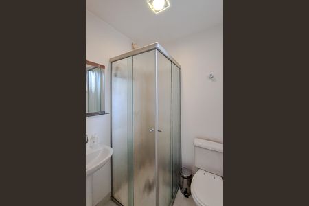Casa à venda com 170m², 3 quartos e 3 vagas Casa à venda com 170m², 3 quartos e 3 vagasBanheiro de serviço