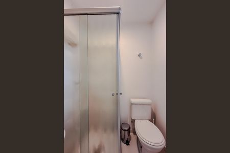 Casa à venda com 170m², 3 quartos e 3 vagas Casa à venda com 170m², 3 quartos e 3 vagasBanheiro de serviço