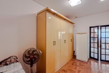 Casa à venda com 170m², 3 quartos e 3 vagas Casa à venda com 170m², 3 quartos e 3 vagasQuarto 1