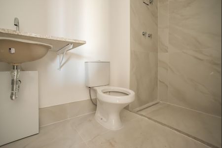 Apartamento à venda com 65m², 2 quartos e 1 vaga Apartamento à venda com 65m², 2 quartos e 1 vagaBanheiro